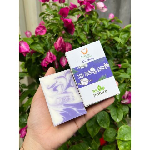 Hộp quà tặng gồm 1 xà bông dừa oải hương và 1 son dừa dưỡng môi Escoco