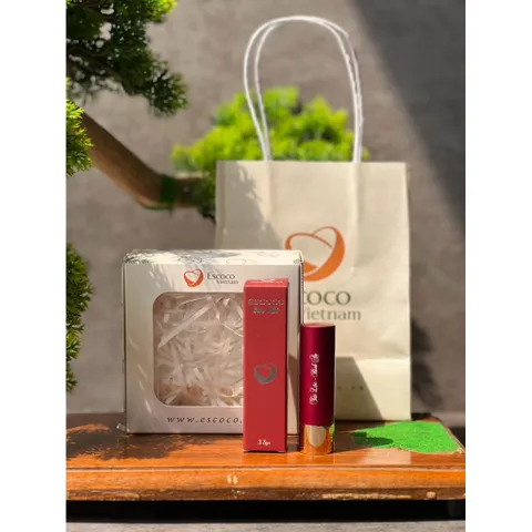 Hàng đặt trước - Son môi thiên nhiên khắc tên làm quà tặng của Escoco