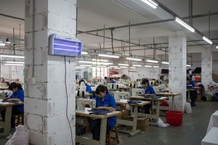 Đèn diệt muỗi IK204 40W - Đèn bắt muỗi hiệu quả cho không gian 100m2, bảo hành 12 tháng, chất liệu nhựa nhôm bền đẹp