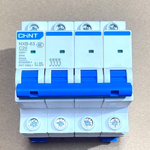✅ [Chính hãng 100%] Aptomat AC 4P CHINT, 10A, 16A, 20A, 25A, 32A, 40A, 50A, 63A, 80A, 100A, 125A, Loại Át cài