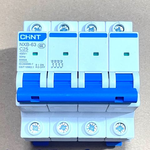 ✅ [Chính hãng 100%] Aptomat AC 4P CHINT, 10A, 16A, 20A, 25A, 32A, 40A, 50A, 63A, 80A, 100A, 125A, Loại Át cài