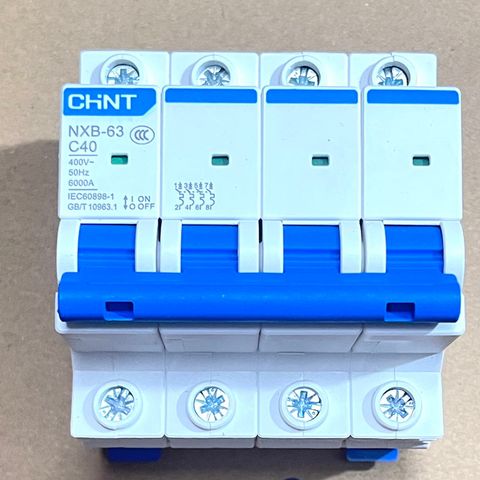 ✅ [Chính hãng 100%] Aptomat AC 4P CHINT, 10A, 16A, 20A, 25A, 32A, 40A, 50A, 63A, 80A, 100A, 125A, Loại Át cài