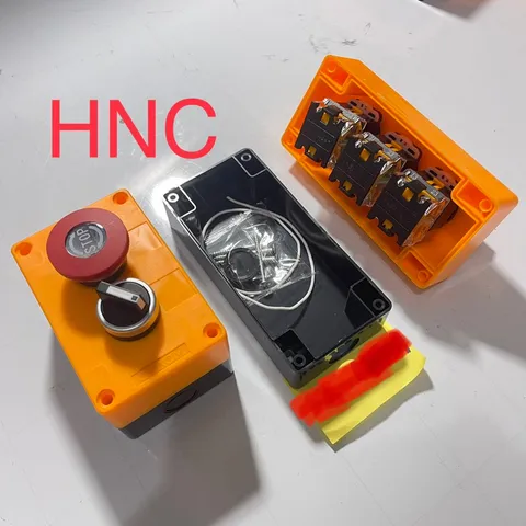✅ VỎ HỘP điều khiển cho nút nhấn không đèn, có đèn Lỗ 