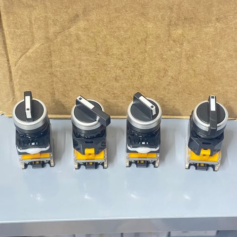 ✅ Cặp Tiếp điểm phụ 2 NO, 2 NC và 1NC + 1NO dùng cho nút nhấn nhả, nhấn giữ, công tắc xoay 2 vị trí, 3 vị trí, nút stop