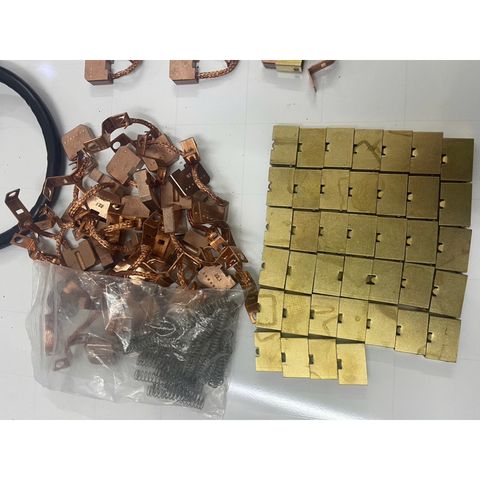 ✅ Lưỡi chổi than, than chổi tiếp điện cho ray điện kín 3P, 4P, 5P, 6P, 8P