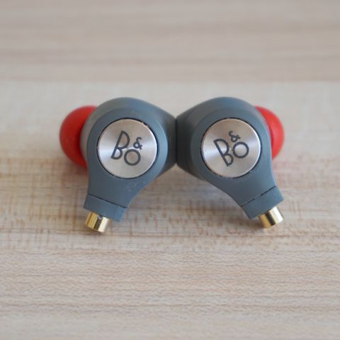 Tai nghe in-ear BO H5 Bluetooth của Đan Mạch đã được nâng cấp MMCX, chất lượng âm thanh “audiophile”