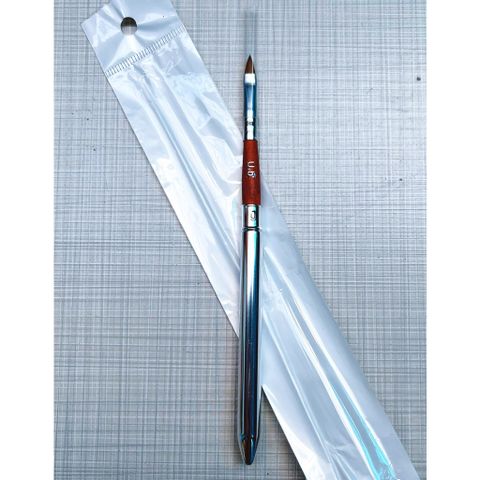 Cọ môi U2B (cọ đánh son) có nắp đậy Cọ Cán Gỗ