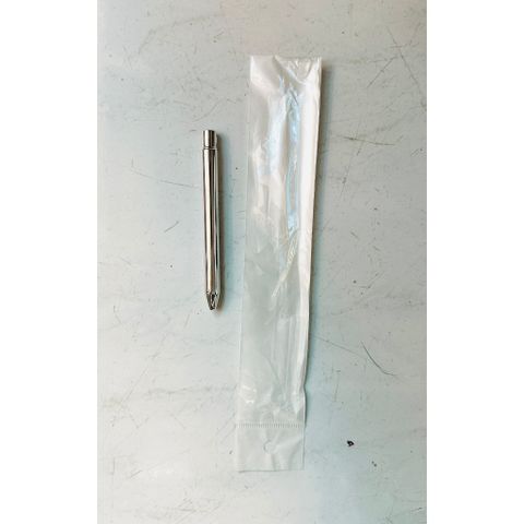 Cọ môi U2B (cọ đánh son) có nắp đậy Cọ Cán Gỗ