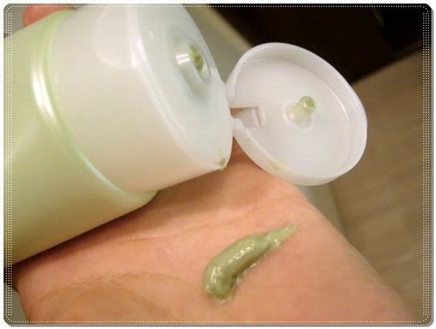 Sữa Rửa Mặt Rohto Shirochaso Nhật Bản – Chiết Xuất Trà Xanh Matcha, Sạch Sâu Không Khô Căng