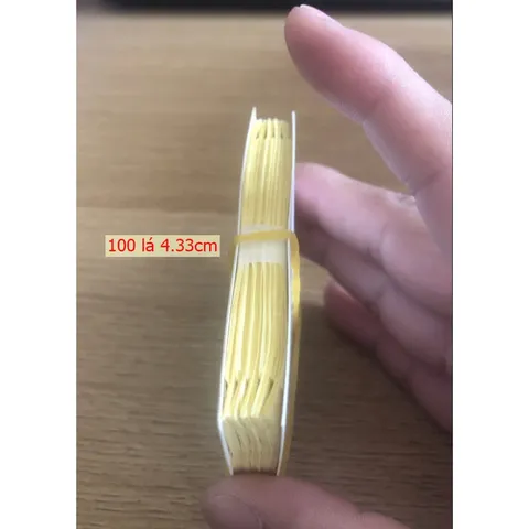 3 Lá vàng thật kích thước 4.33cm dùng cho thực phẩm, đồ ăn, đồ uống như trà chanh, trà sữa dát vàng, kem dát vàng, rượu