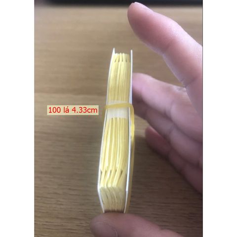 1 Lá vàng thật kích thước 4.33cm dùng cho thực phẩm, đồ ăn, đồ uống như trà chanh, trà sữa dát vàng, kem dát vàng, rượu