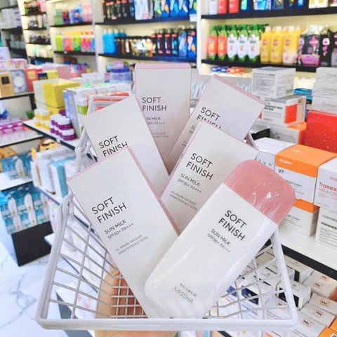 Kem Chống Nắng Missha Soft Finish Sun Milk SPF50+ PA+++ 70ml - Bảo Vệ Da Mịn Màng, Tươi Tắn, Lớp Nền Hoàn Hảo cho Trang Điểm 739143
