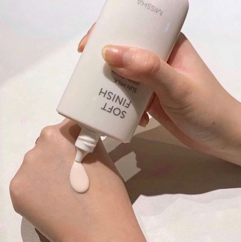 Kem Chống Nắng Missha Soft Finish Sun Milk SPF50+ PA+++ 70ml - Bảo Vệ Da Mịn Màng, Tươi Tắn, Lớp Nền Hoàn Hảo cho Trang Điểm 739143