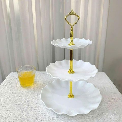 Khay mứt nhựa hoa trắng 3 tầng (TH359)