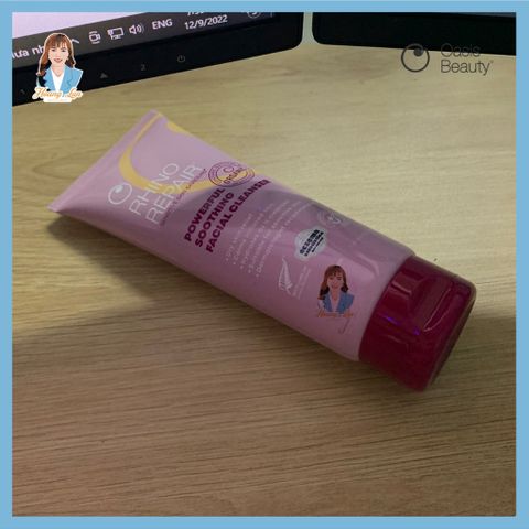 Sữa rửa mặt phục hồi da New Zealand Oasis Beauty Rhino Repair Powerful Soothing Facial Cleanser 150ml