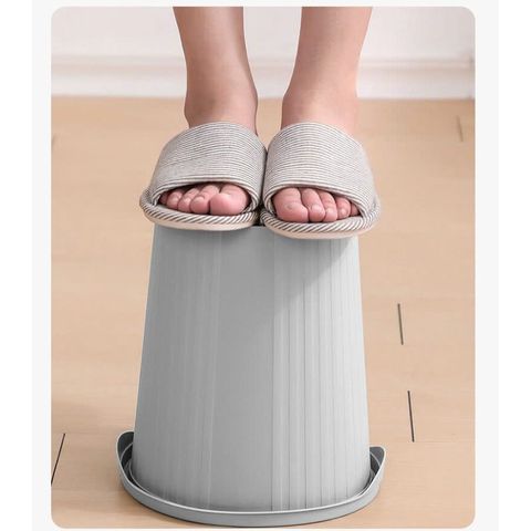 Thùng rác lật đầu tròn lúa mạch (Màu ngẫu nhiên) (TH437)
