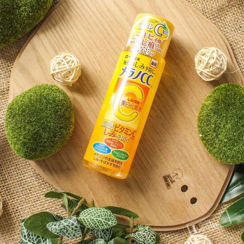 Nước hoa hồng Mentholatum Melano CC Rohto của Nhật Bản