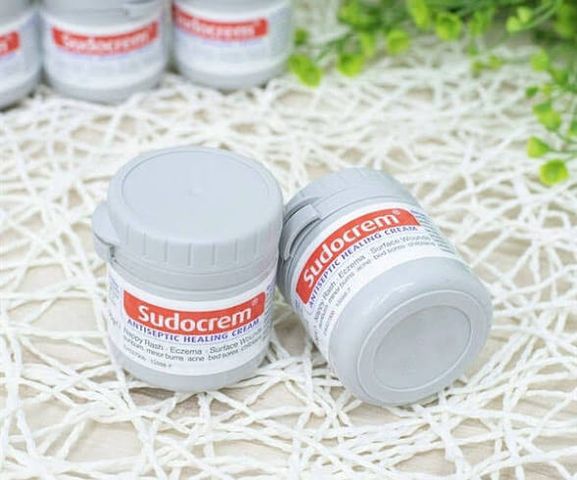 Kem Hăm Sudocrem Kem Hăm Dưỡng Ẩm Làm Dịu Da Vết Côn Trùng Đốt Cho Bé 60g