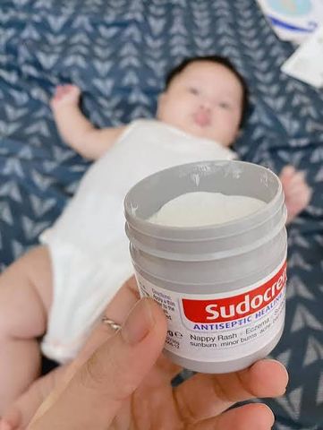 Kem Hăm Sudocrem Kem Hăm Dưỡng Ẩm Làm Dịu Da Vết Côn Trùng Đốt Cho Bé 60g