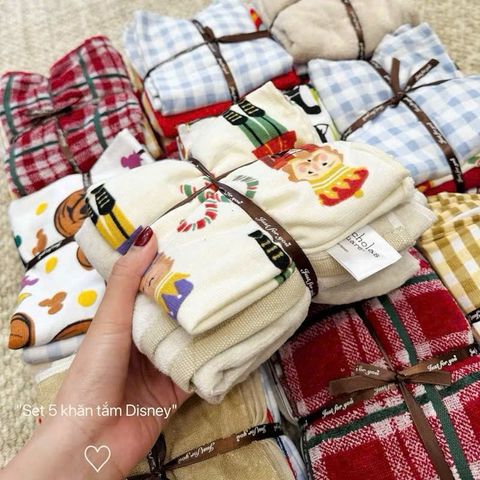 Set 5 khăn tắm disney chính hãng (Màu ngẫu nhiên) (TH470)