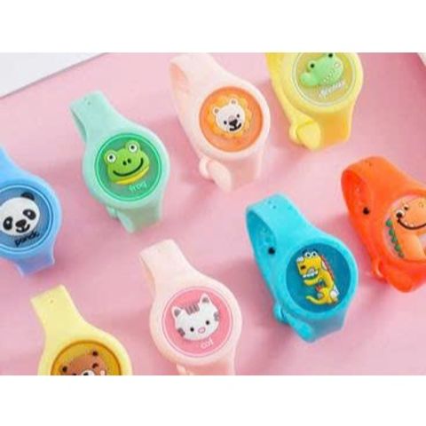 Vòng tay chống muỗi tinh dầu thiên nhiên (Màu ngẫu nhiên) (TH490)