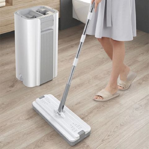 Bộ Thùng Lau Nhà GOSO Plus + 2 Miếng lau sợi thủy tinh (TH519) (Màu ngẫu nhiên)