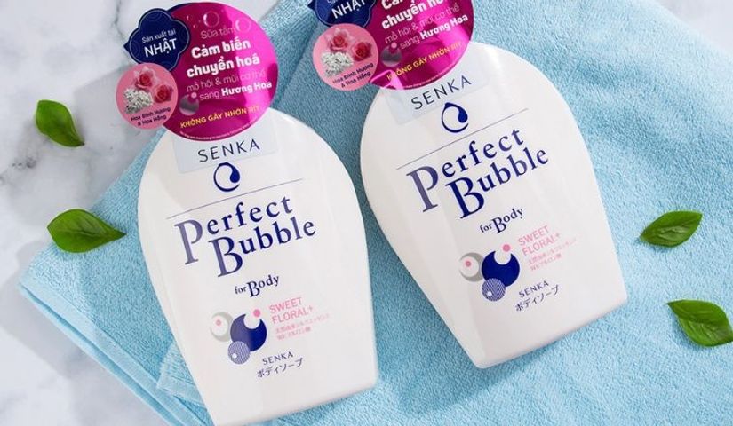 Sữa tắm dưỡng ẩm hương hoa dịu ngọt Senka Perfect Bubble for Body Sweet Floral 500ml