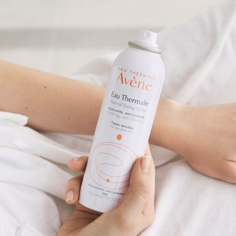 Xịt Khoáng Avène Thermal Spring Water 150ml - Cấp Nước, Làm Dịu, Giảm Kích Ứng Da Nhạy Cảm, Hỗ Trợ Làm Lành Da