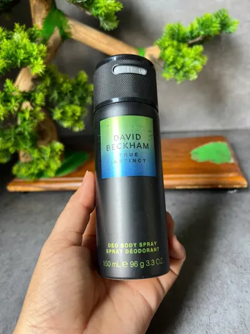Xịt khử mùi toàn thân cho nam David Beckham True Instinct với dung tích 150ml.