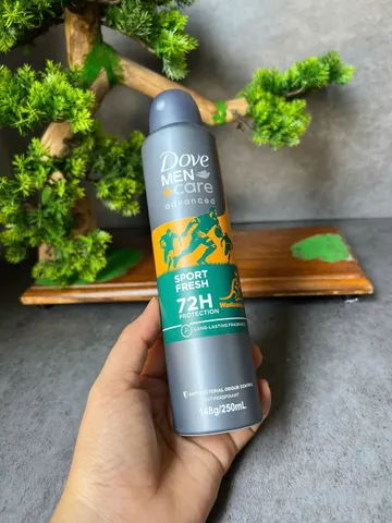 Xịt khử mùi Dove Men + Care Advanced Wallabies Sport Fresh 250ml.
