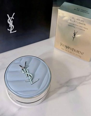 Phấn nước YSL All Hours Blur Cushion 14g xanh mịn lì