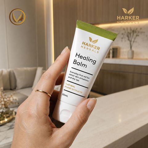 Cao xoa dịu vết thương, phục hồi da khô, môi nứt nẻ, côn trùng cắn Harker Herbals Healing Balm 30ml