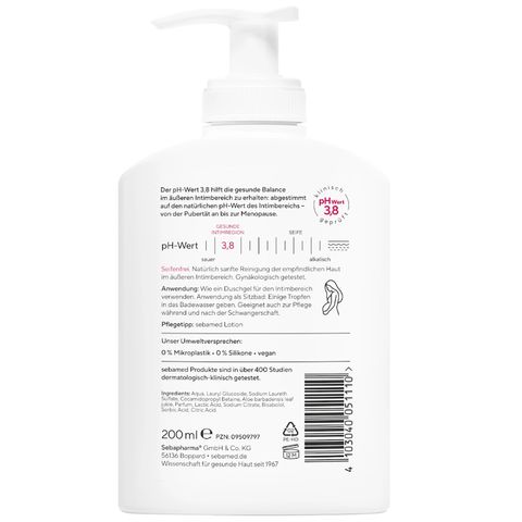Dung dịch vệ sinh phụ nữ SEBAMED làm sạch nhẹ nhàng an toàn