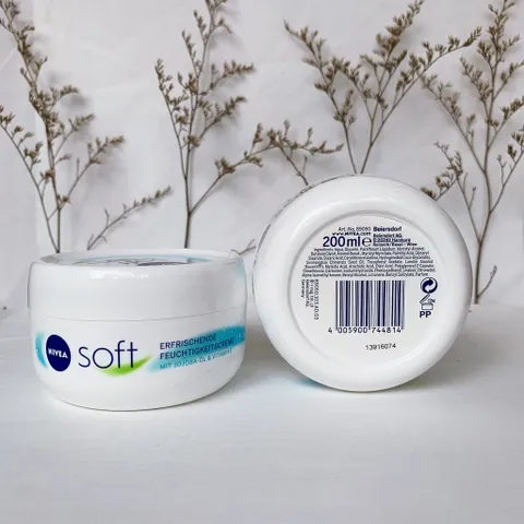 Kem nẻ NIVEA SOFT dưỡng ẩm, làm da mềm mịn, giảm khô nứt da