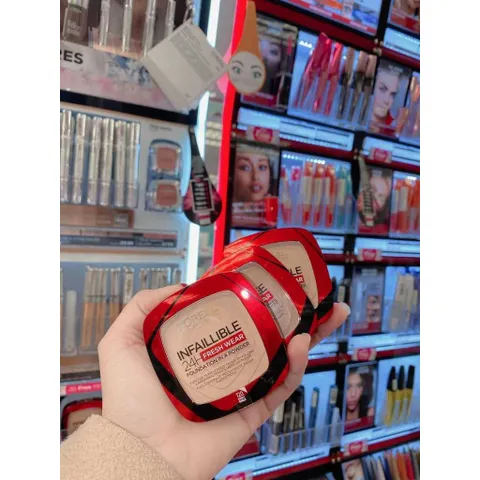 Phấn Phủ kiềm dầu Loreal Infaillible không trôi, bền tông, bám chặt 24h giờ