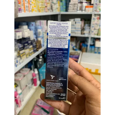 Kem giảm mụn siêu tốc Clearasil Sofort ngăn ngừa, kiểm soát mụn, giúp da luôn khô thoáng, tuýp 15ml