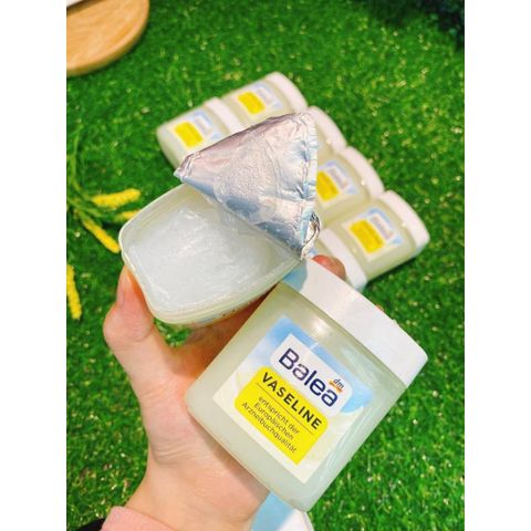 Kem nẻ quốc dân VASELINE dành cho mọi mùa, mọi loại da, cấp ẩm chống khô nẻ da, hũ 125ml