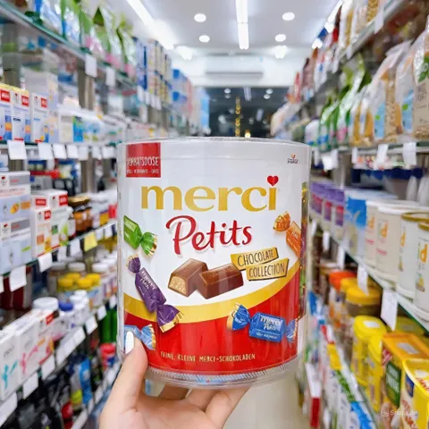 Kẹo socola Merci Pettit tổng hợp 7 vị socola hộp 1kg  date 05/2025