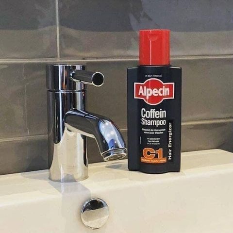 Dầu gội Alpecin C1 giúp giảm rụng tóc, tóc chắc khỏe
