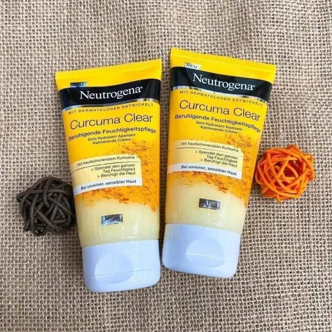 Kem dưỡng da tinh chất Nghệ Neutrogena Curcuma Clear giảm thâm nám, sáng da