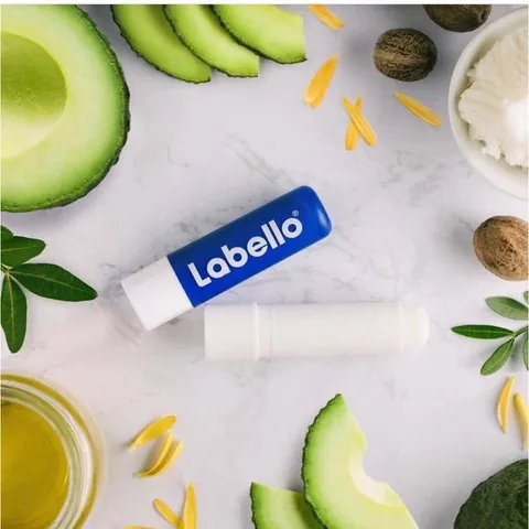 Son dưỡng môi LABELLO giúp giữ ẩm,chống thâm