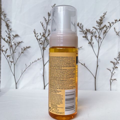 Sữa rửa mặt tinh chất nghệ NEUTROGENA curcuma clear dành cho mọi loại da 150ml