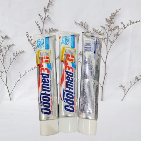Kem đánh trắng răng ODOL MED 3 ORIGINAL & EXTRA WHITE, răng chắc khỏe