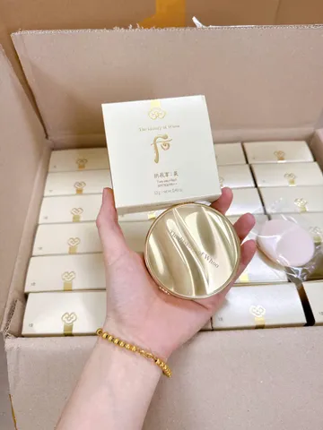 Phấn phủ  Whoo vàng Two Way Pact Độ Che Phủ Hoàn Hảo, Bật Tone Sáng, Che Khuyết Điểm.