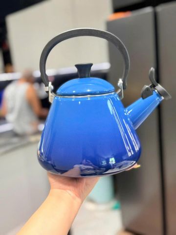 Ấm Đun Nước Le Creuset KONE 1,6 lit Pháp