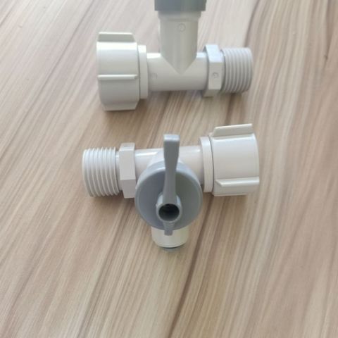 Bộ chia nước đầu vào( khẩu khoá nhựa) dây 6 máy lọc nước