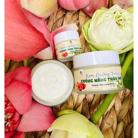 Kem Dưỡng Trắng Thảo Mộc - Nâng Tone tự nhiên, không mỏng da [Tặng tdc face 30ml]