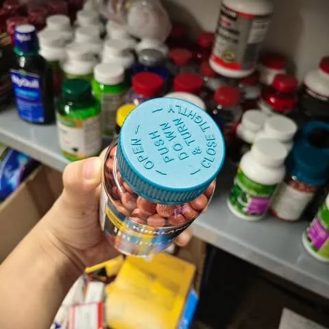  giảm đau hạ sốt Kirkland Signature Ibuprofen 200mg 500 Tablets