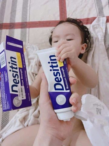 Kem chống hăm Desitin Mỹ 136g
