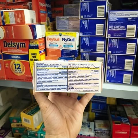 uống giảm ho và cảm cúm Vicks DayQuil & NyQuil Severe Cold & Flu 48 Liquicaps
